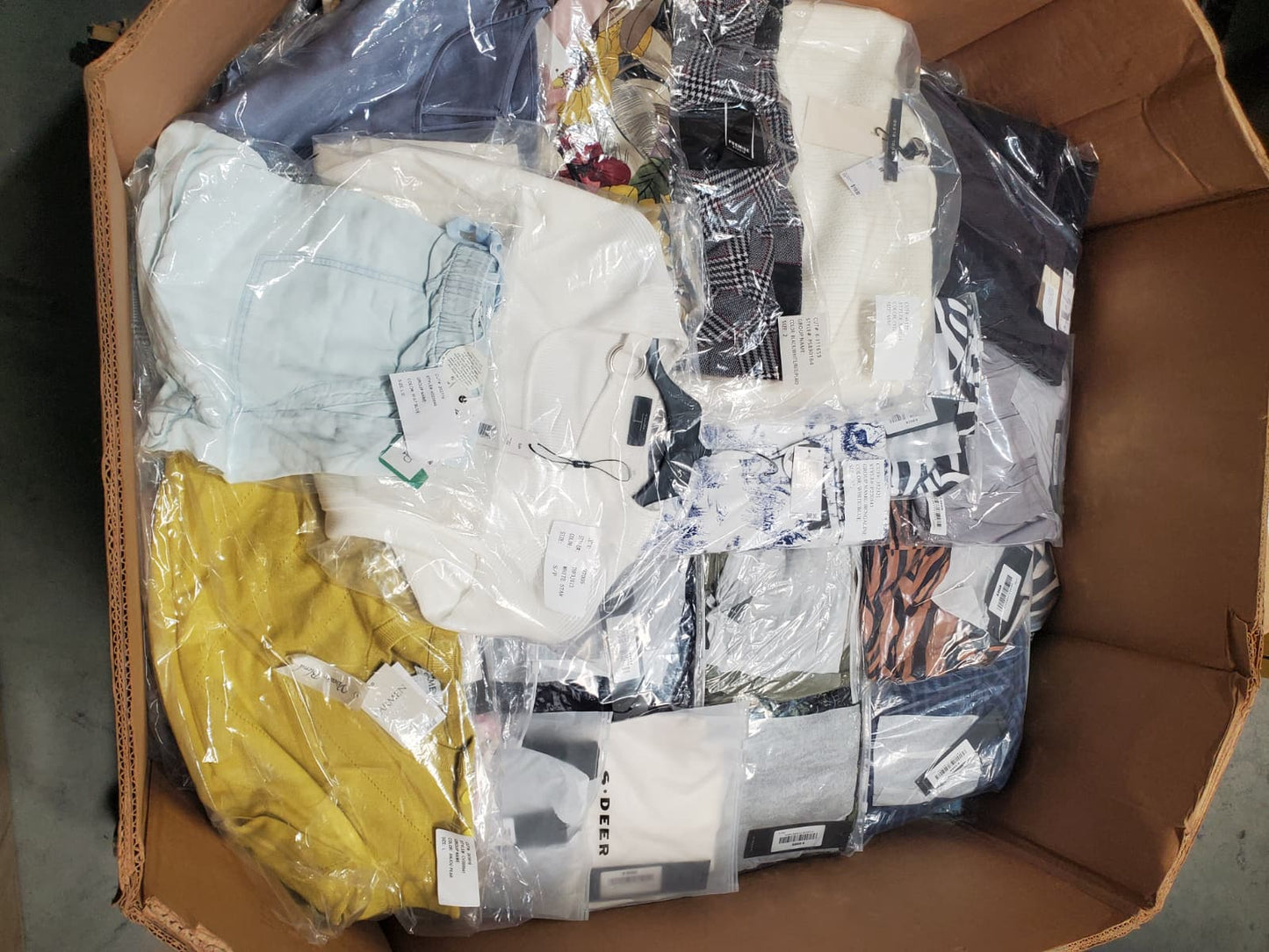 Women's Nordstrom/Macy's Boxes - 100 pieces